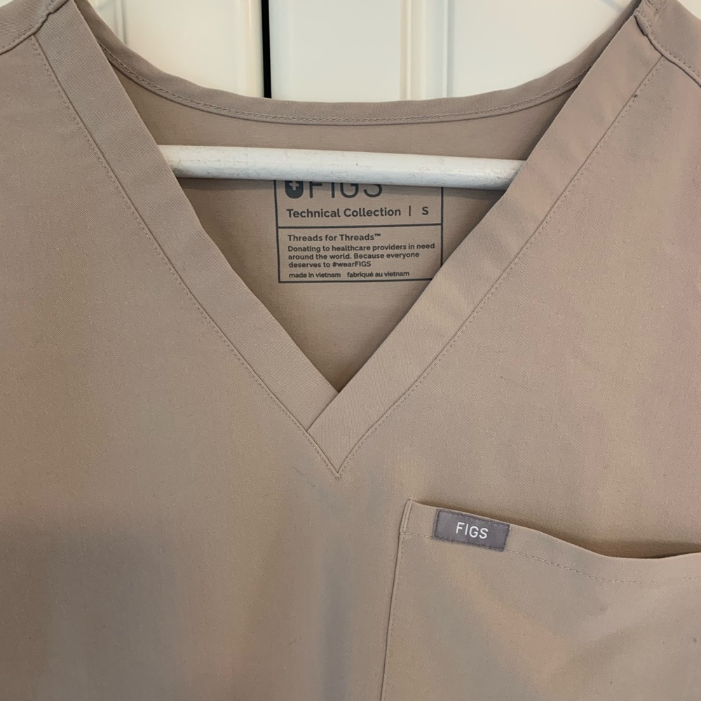 Figs one pocket scrub Catarina top